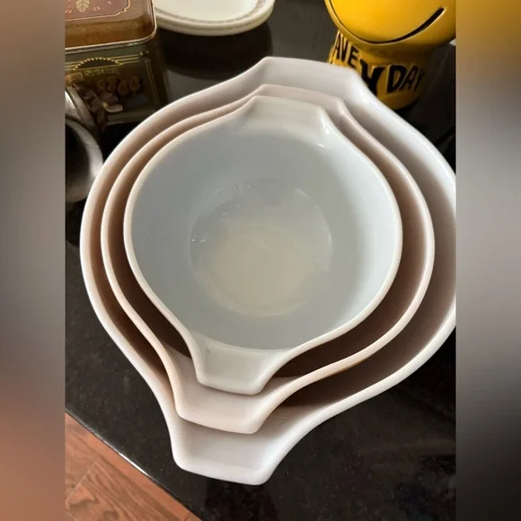 3 Vintage Pyrex Woodland Cinderella Brown Nested Mixing Bowls 442, 443, 444 - Picture 7 of 8